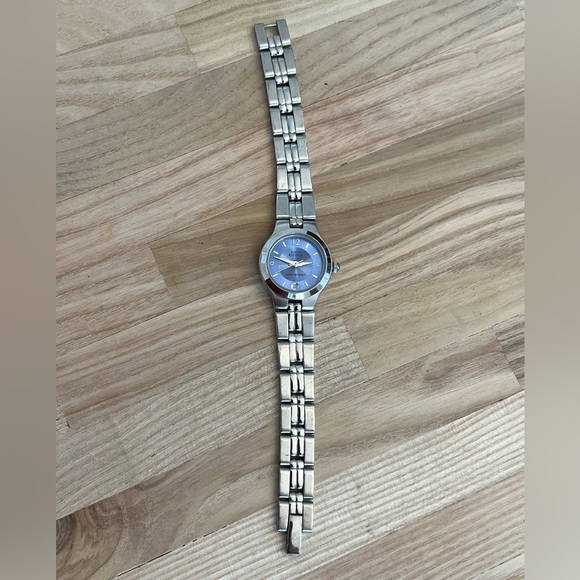 Anne Klein Ladies Watch Blue Dial Stainless Water Resistant 100 - Picture 4 of 10